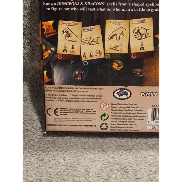 Wizkids Dungeons & Dragons Rock Paper Wizard Game Complete in Box - Picture 4 of 6